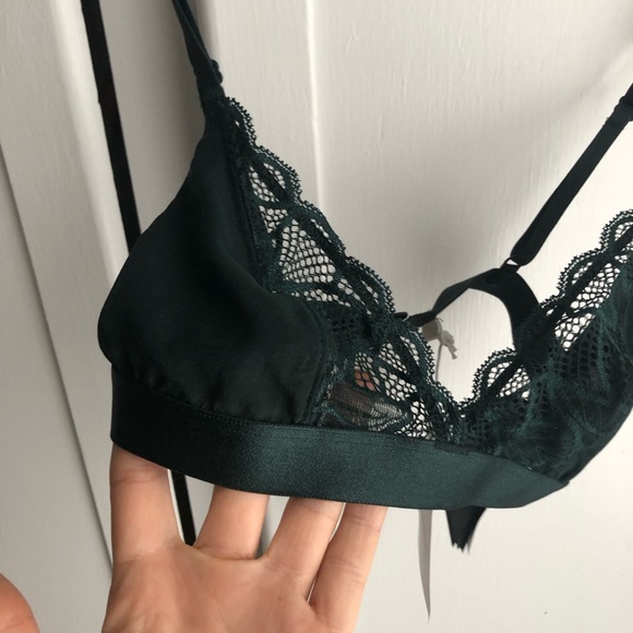Emerald Green Bralette with lace - Picture 2 of 4